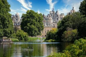 Channel-your-inner-Sherlock-Holmes-at-Hyde-Park